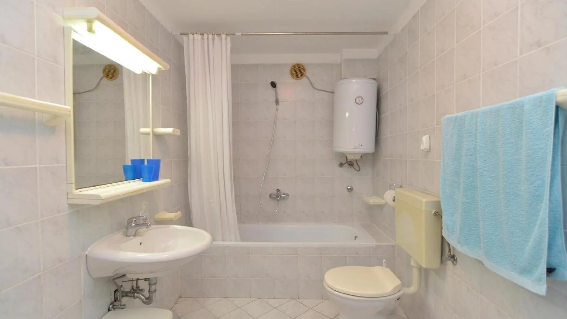 Apartment Ferienwohnung Fuer 4 Personen Ca 80 Qm In Stinjan, Istrien Istrische Riviera